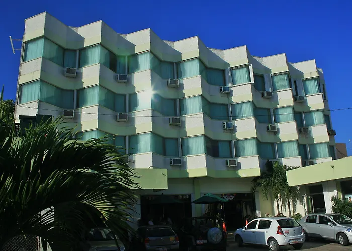 Hotel Plaza 3*