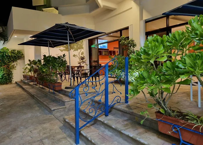 Hotel Plaza 3*