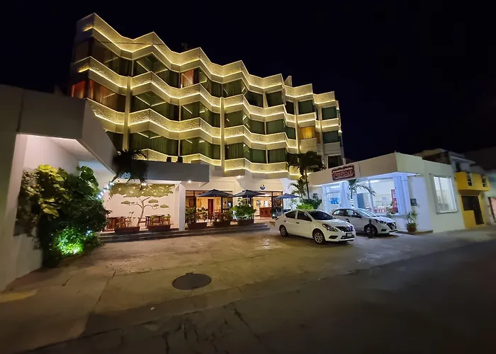 Hotel Plaza 3*